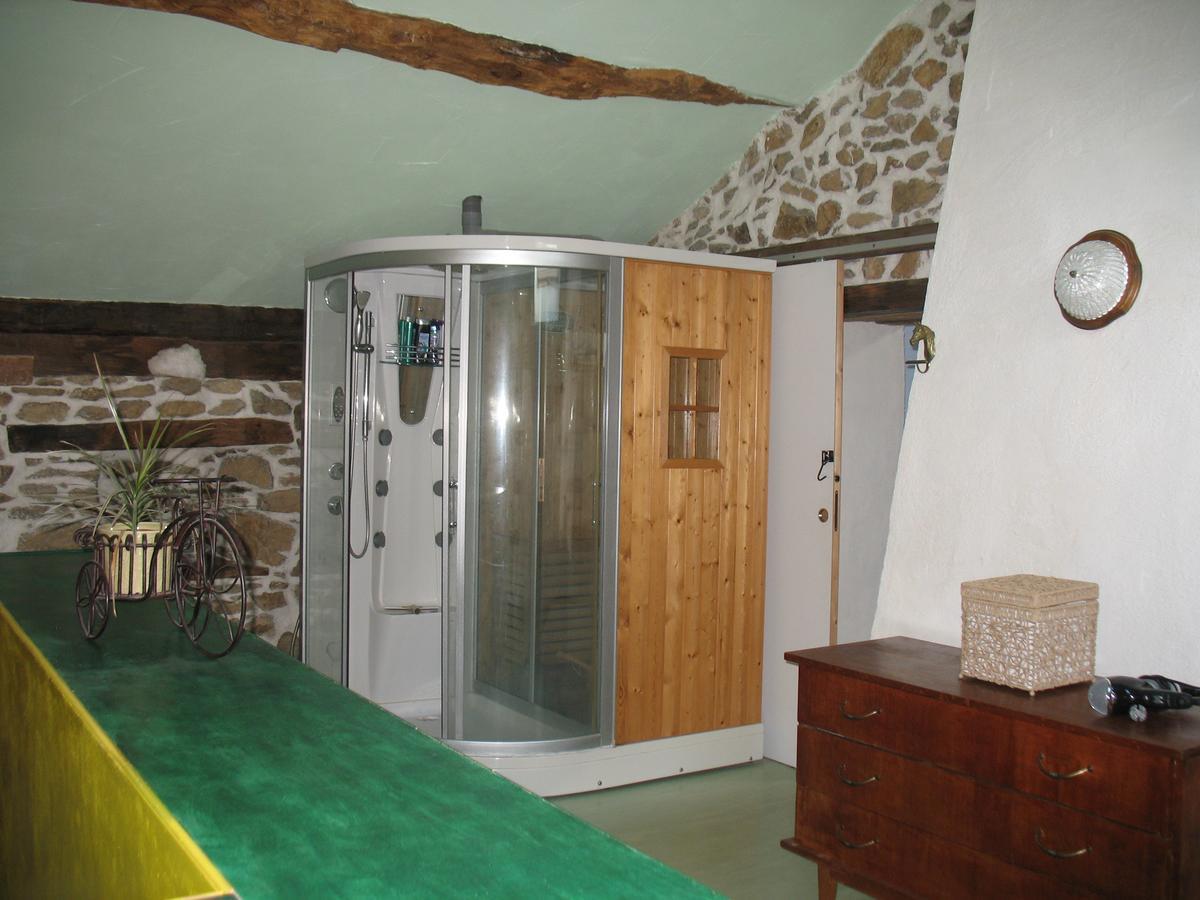La Croix De Camargue Bed & Breakfast Oradour-sur-Glane Exterior photo